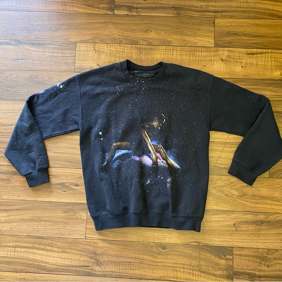 ARIANA GRANDE God Is A Woman Globe Black Size M Crewneck - Picture 1 of 5